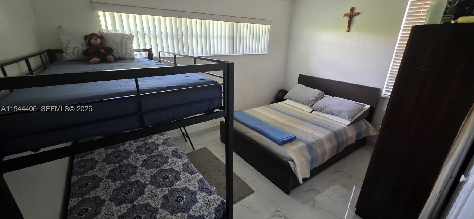 2531 Whale Hbr Ln Fort Lauderdale, FL 33312