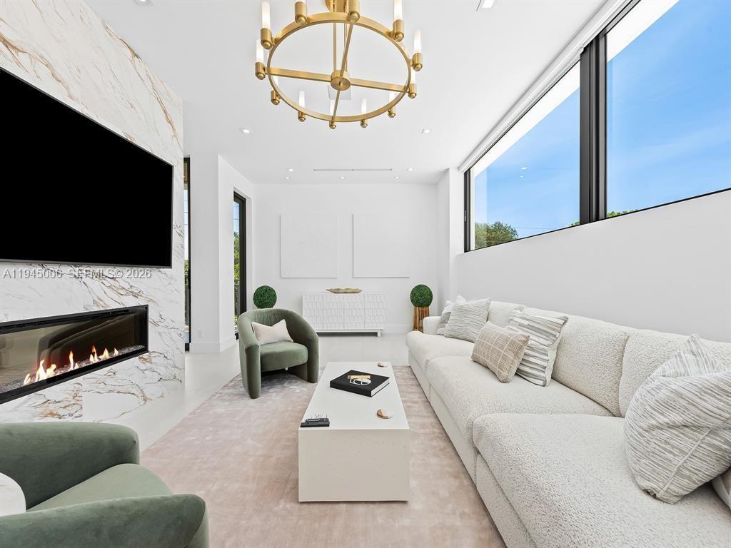 2657 NE 34th St Fort Lauderdale, FL 33306