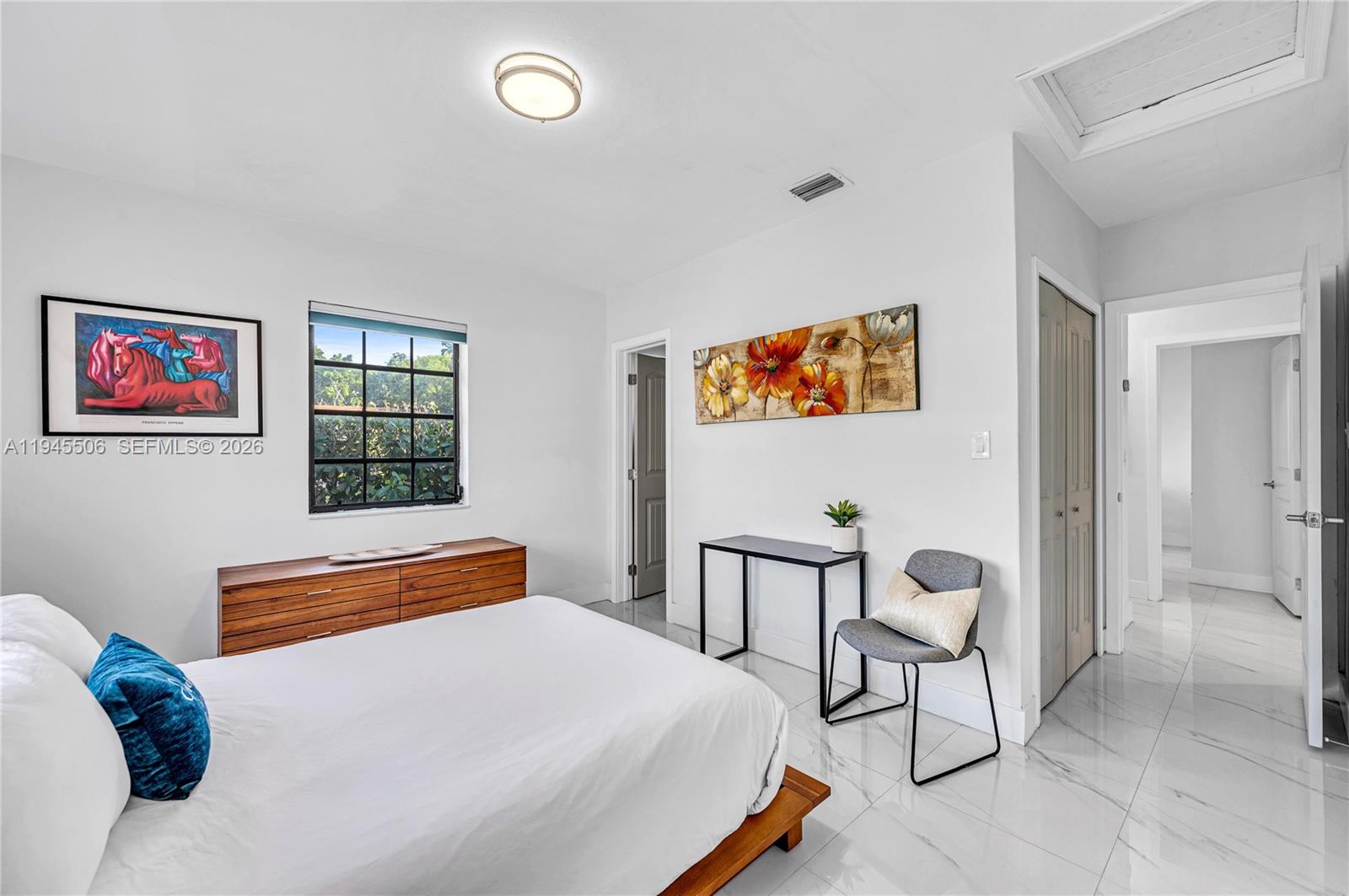 2560 SW 19th Ter Miami, FL 33145