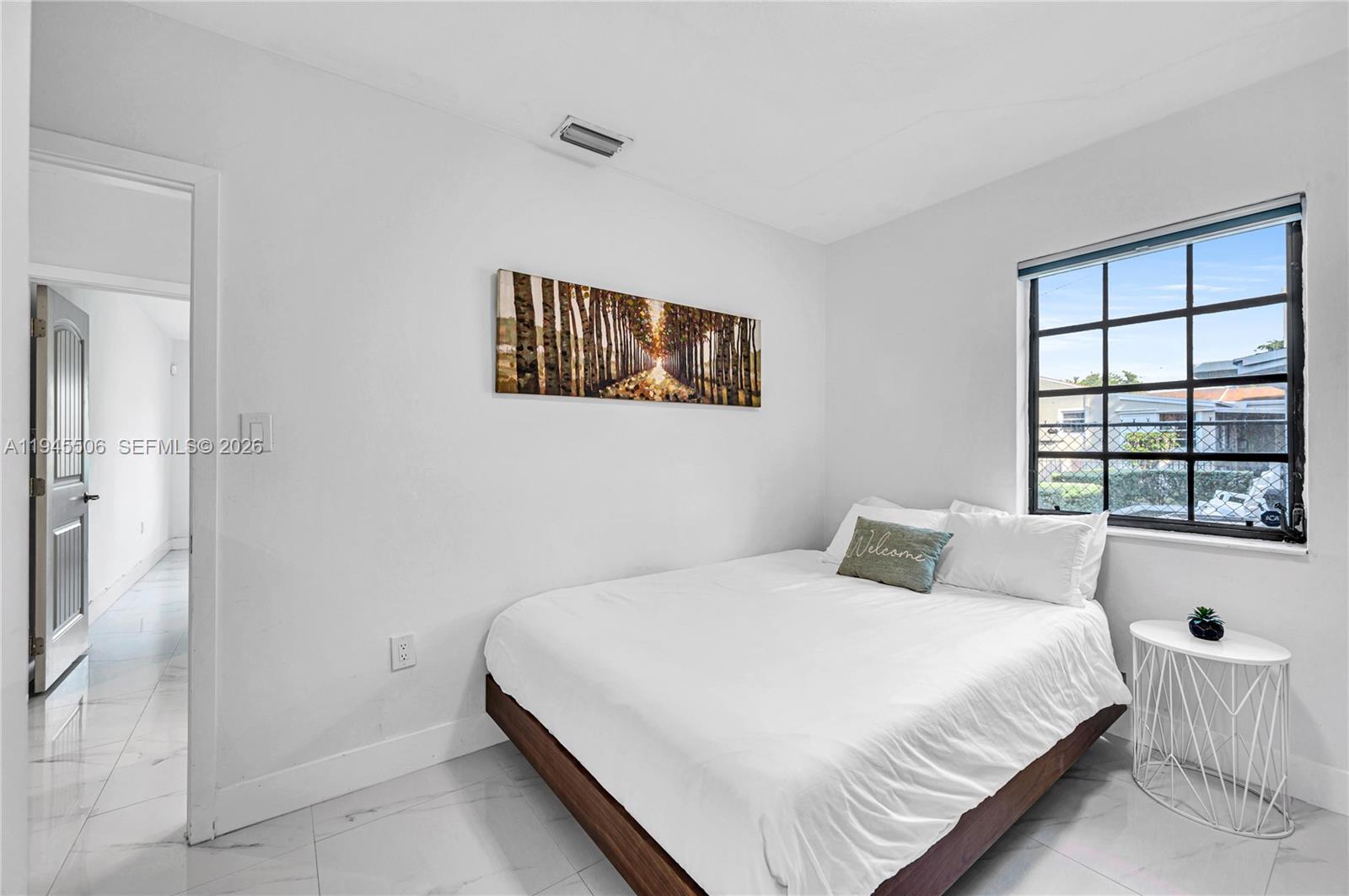 2560 SW 19th Ter Miami, FL 33145