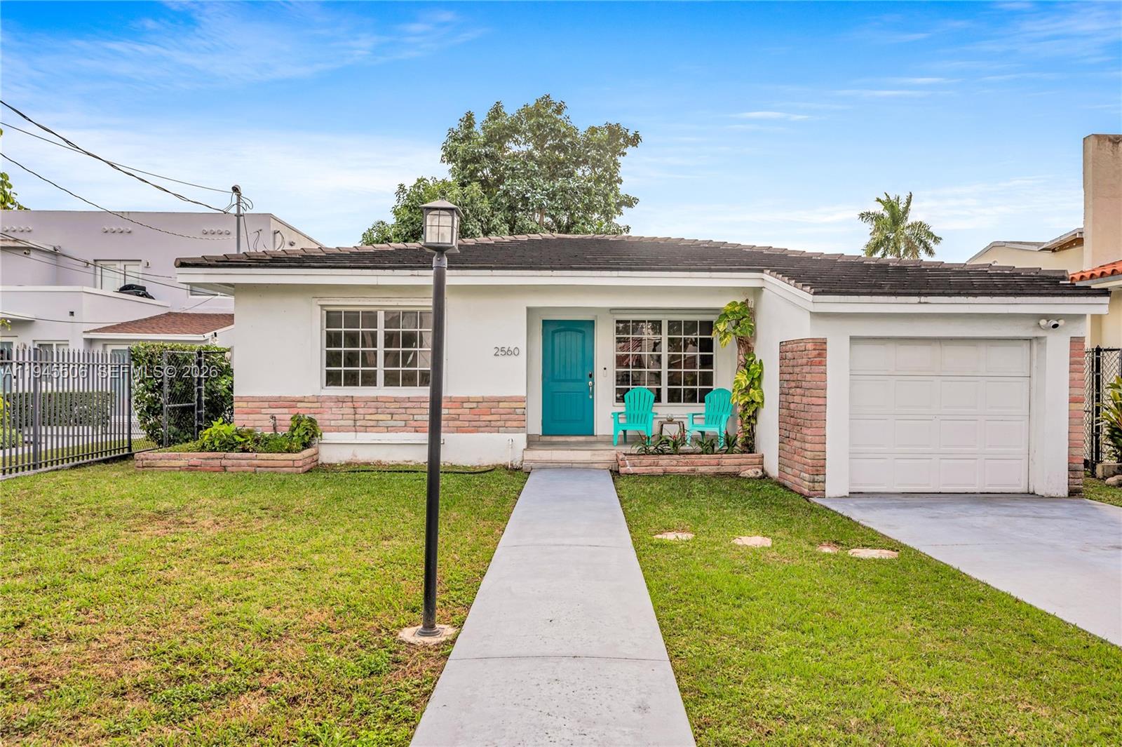 2560 SW 19th Ter Miami, FL 33145