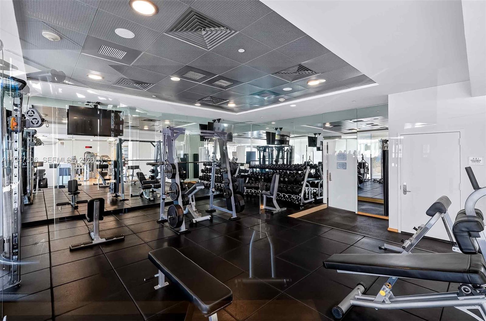 image Jade at Brickell Bay35