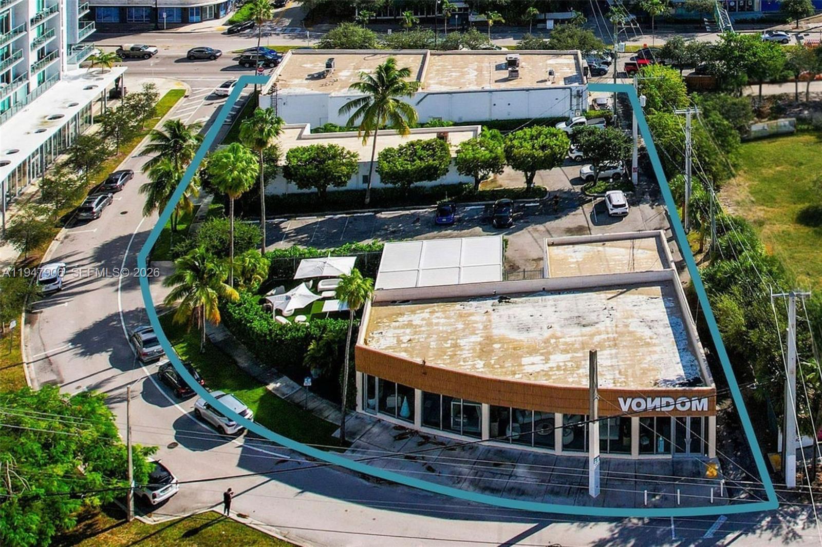 3886 Biscayne Blvd Miami, FL 33137