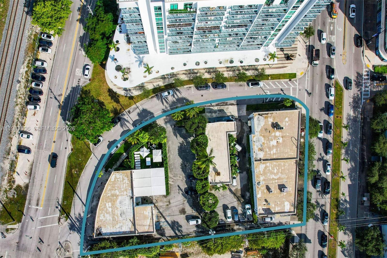 3886 Biscayne Blvd Miami, FL 33137