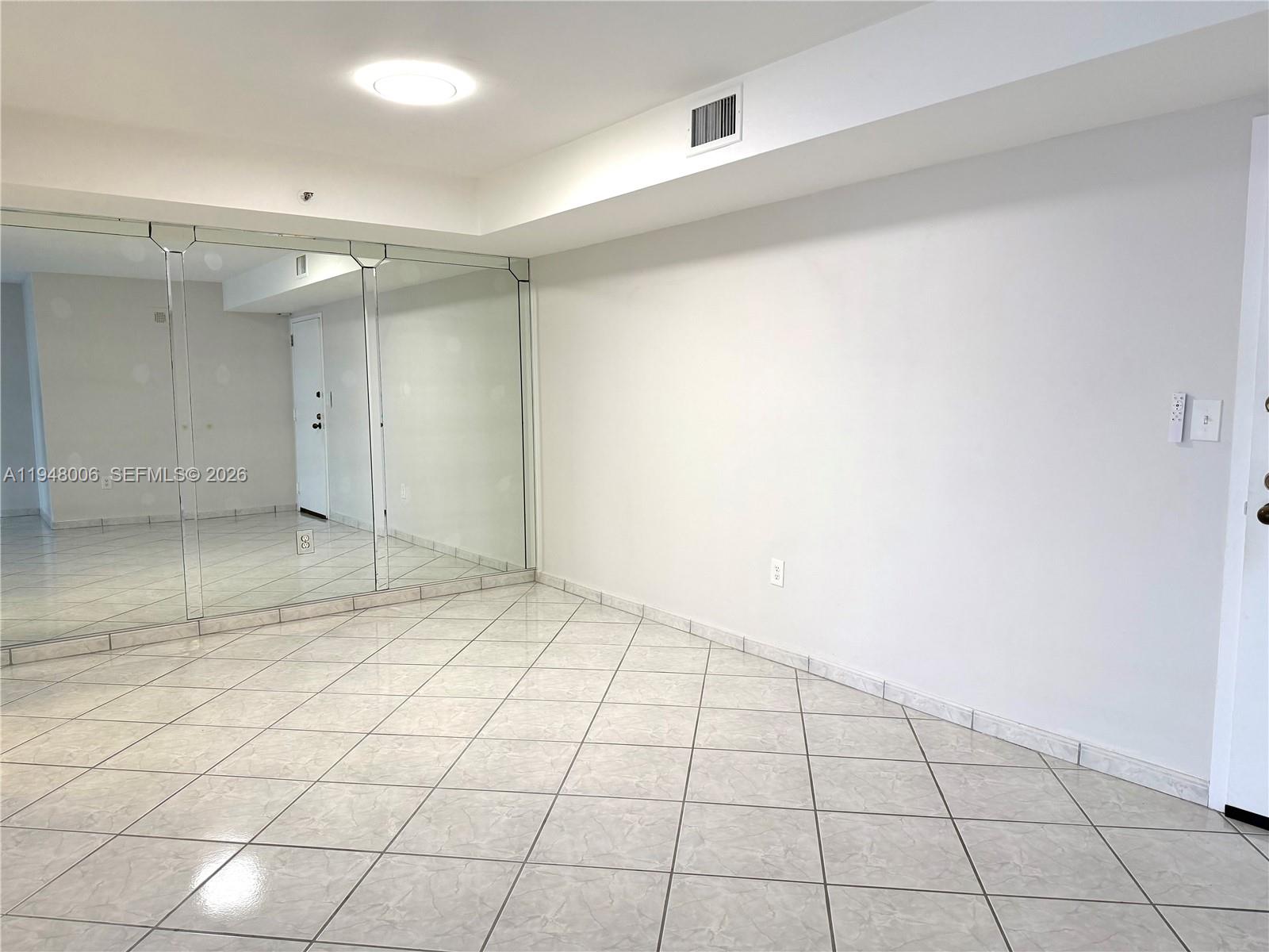 image Winston Towers 6005