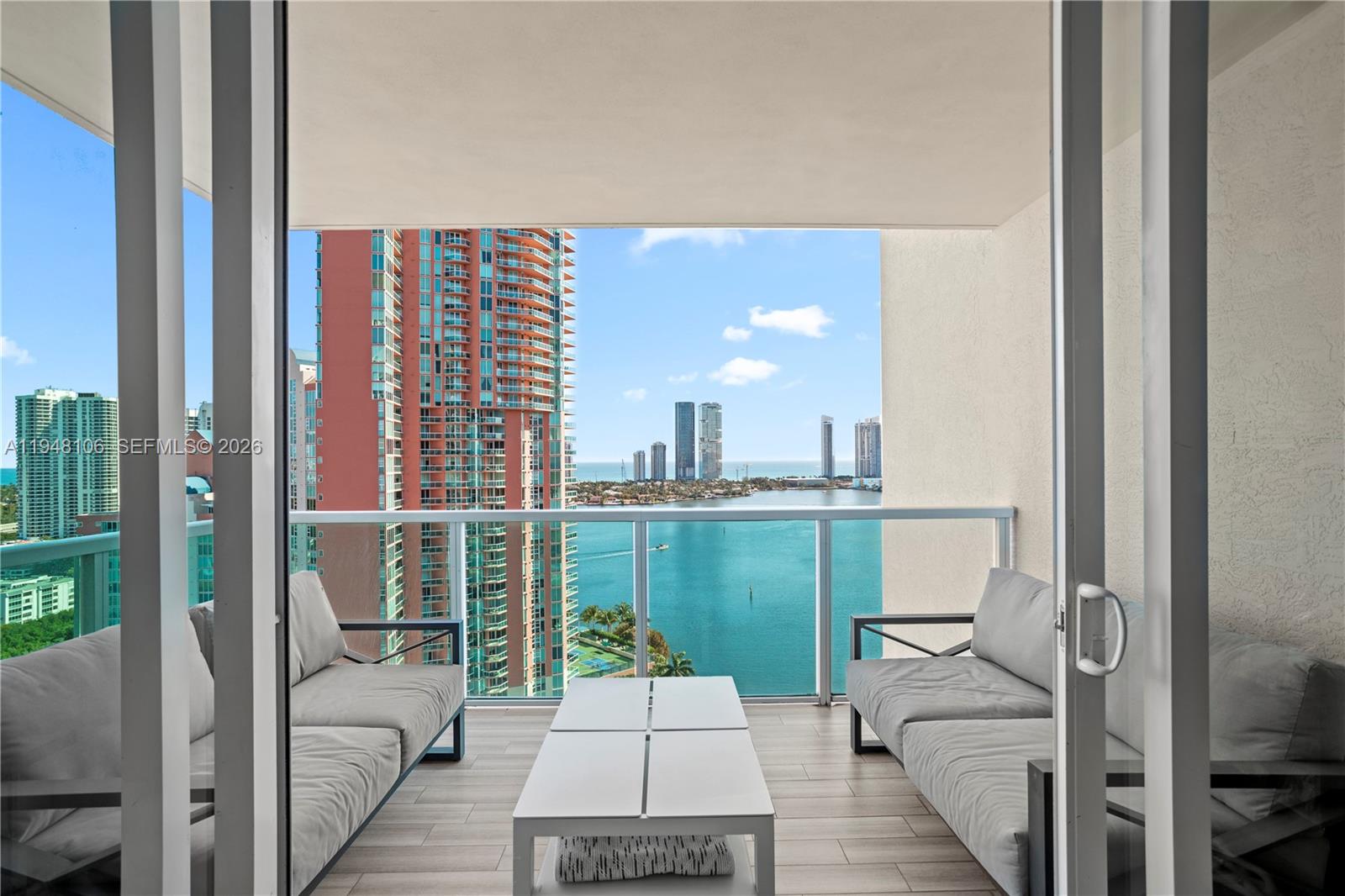 image Aventura Marina Ii25