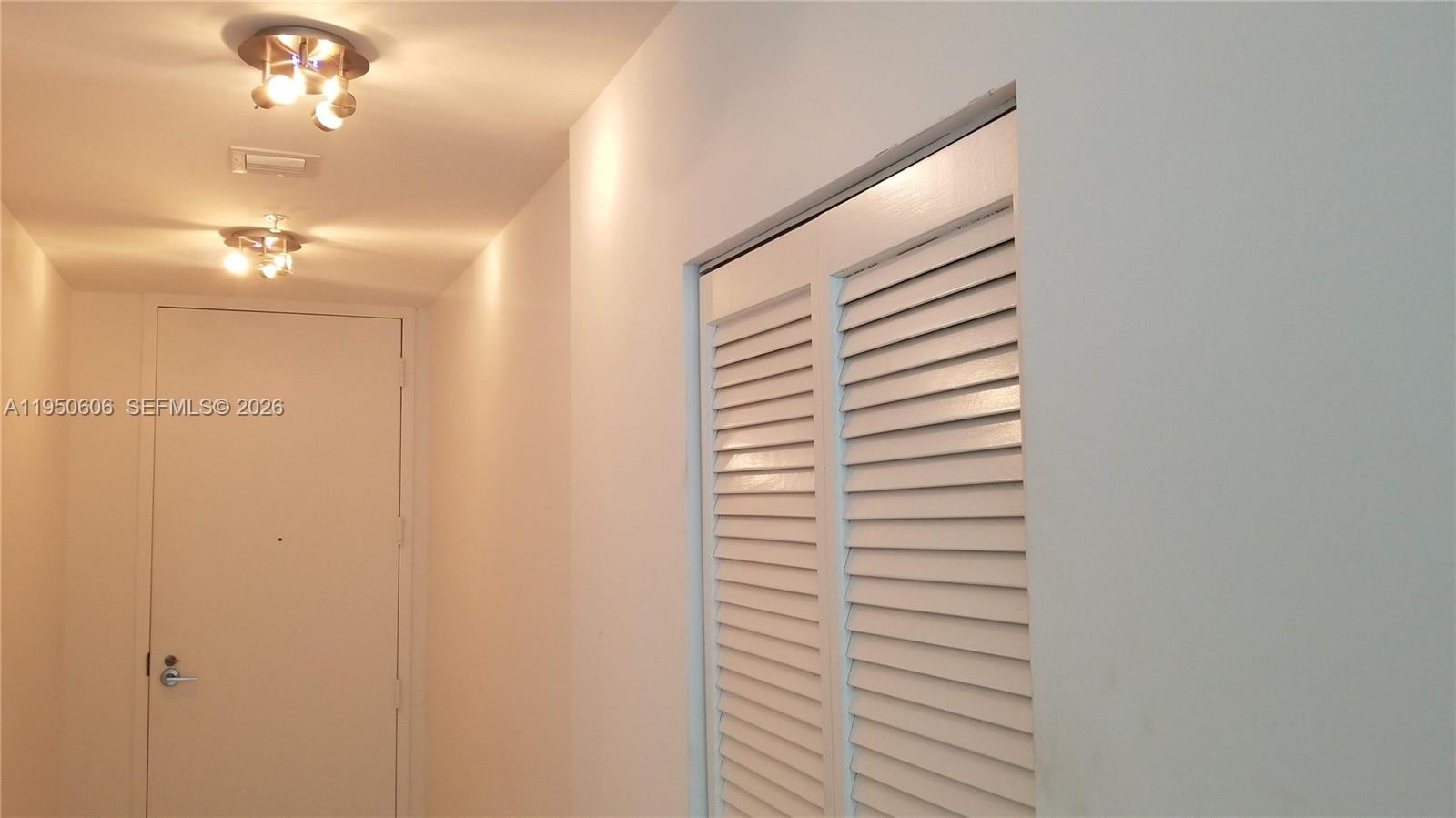 image Axis on Brickell North16