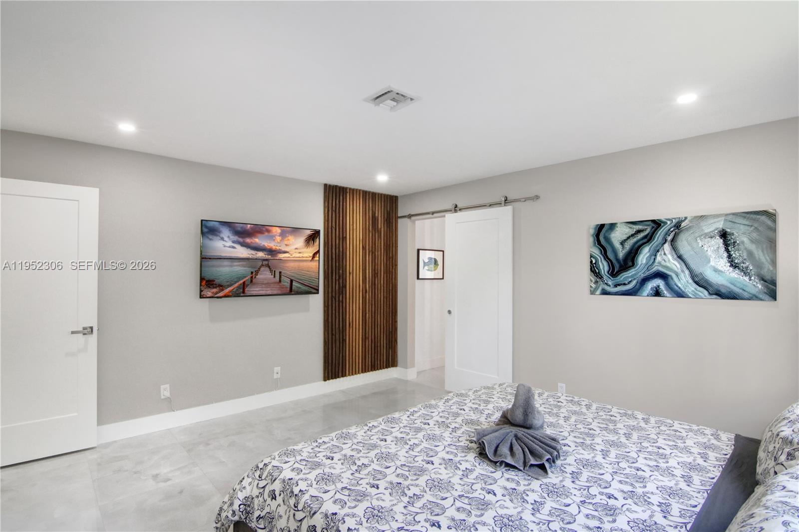 1245 Garfield St Hollywood, FL 33019