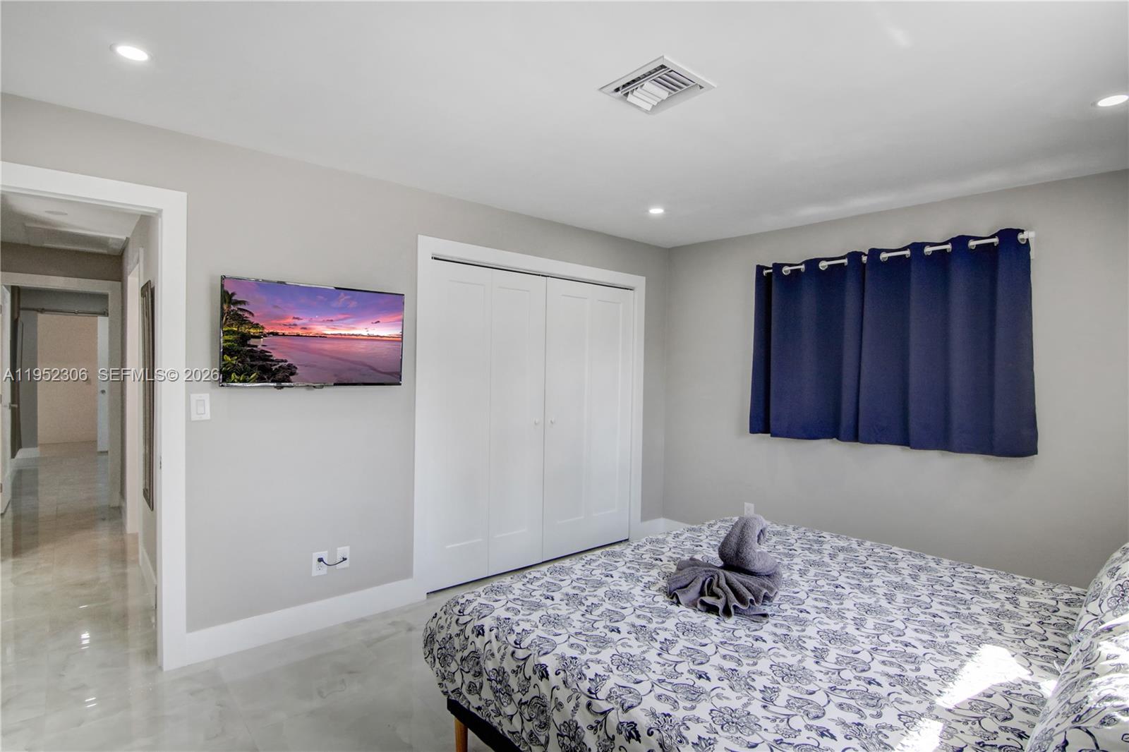 1245 Garfield St Hollywood, FL 33019