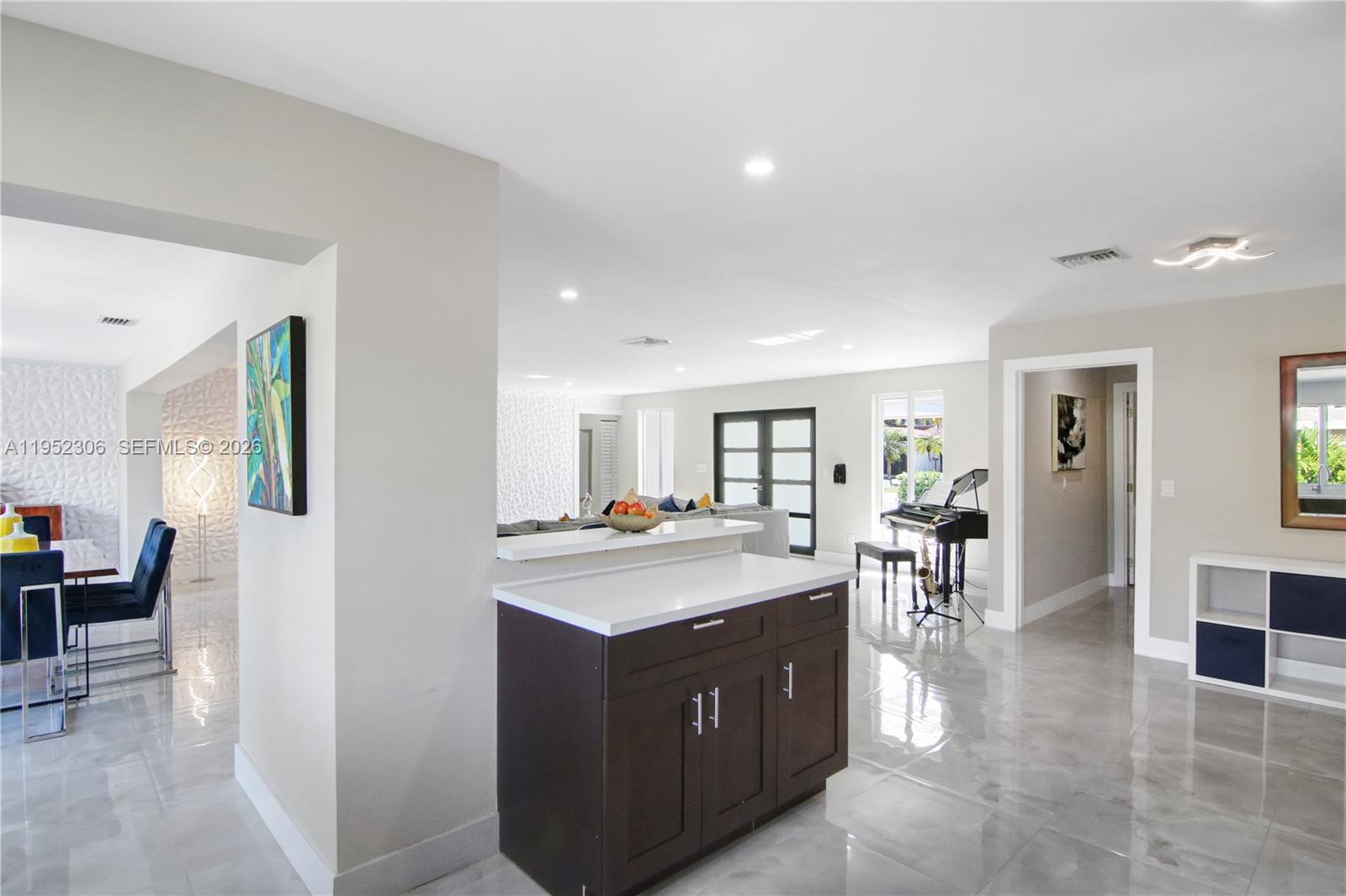 1245 Garfield St Hollywood, FL 33019