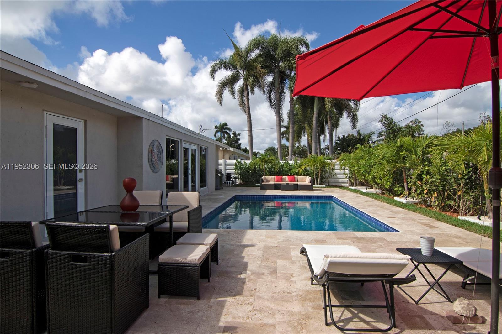 1245 Garfield St Hollywood, FL 33019