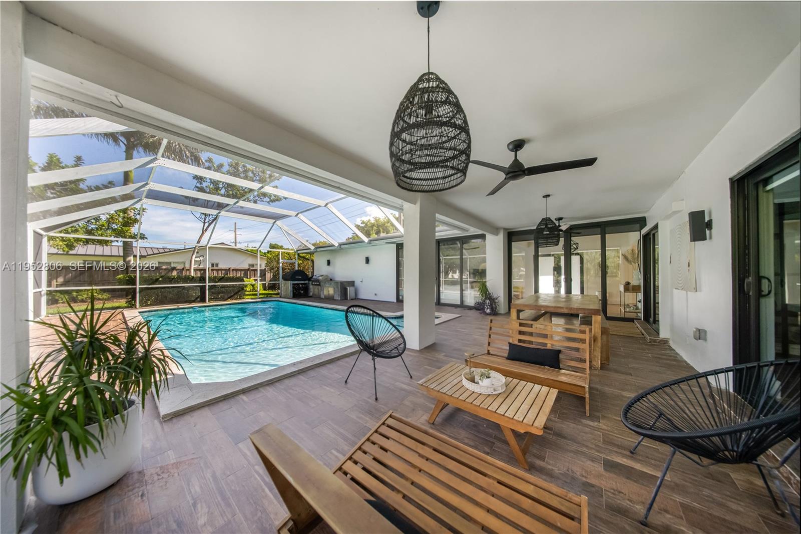 16900 SW 87th Ave Palmetto Bay, FL 33157