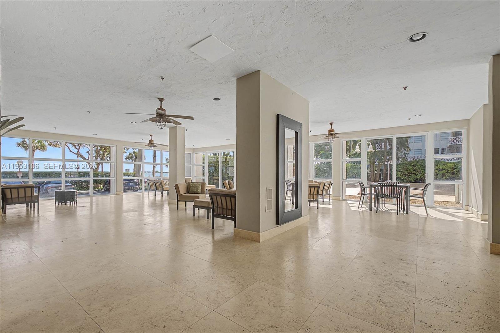 1420 Brickell Bay Dr #904B Miami, FL 33131