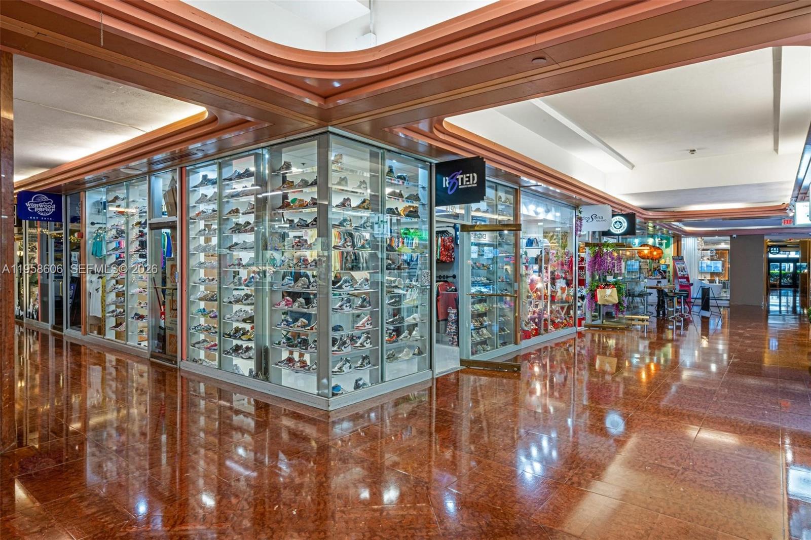 1717 N Bayshore Dr #A-3755 Miami, FL 33132