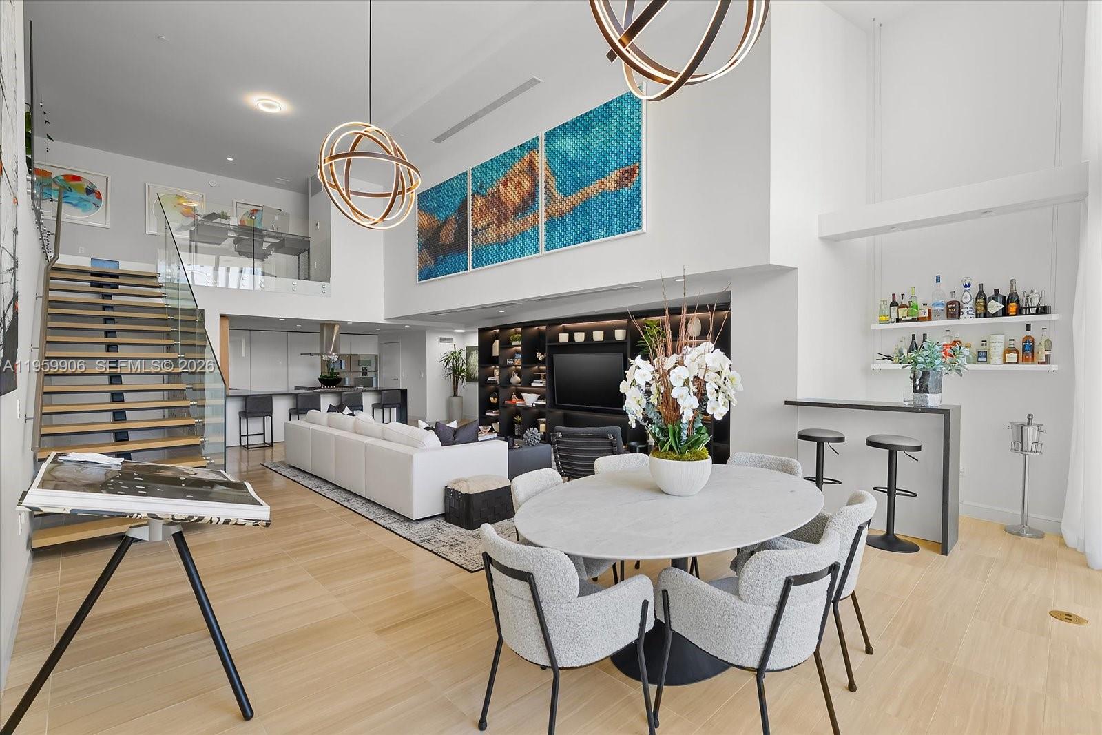 image Ritz-Carlton Residences Miami Beach1