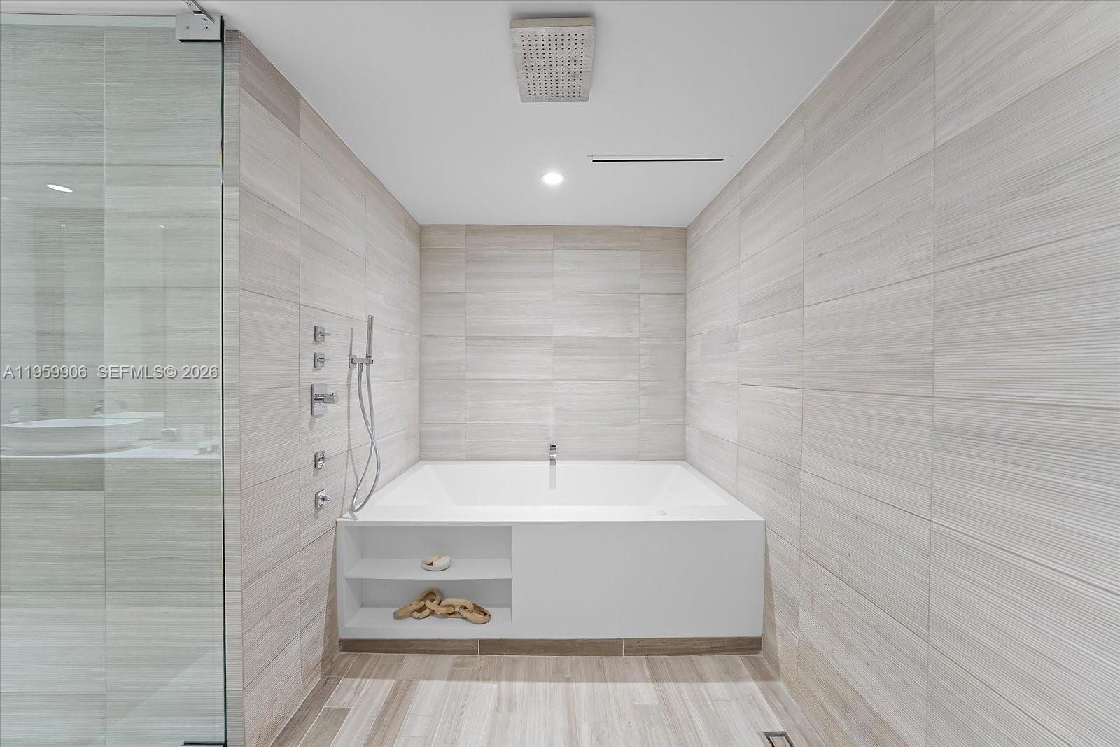 image Ritz-Carlton Residences Miami Beach38