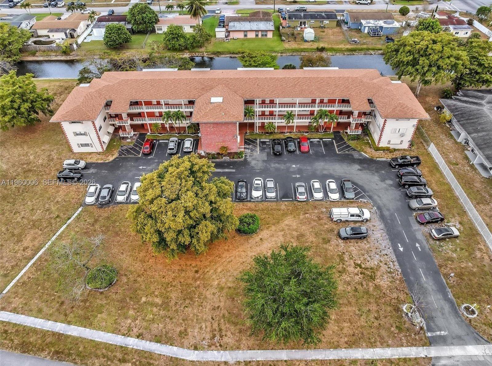 4731 NW 10th Ct #316 Plantation, FL 33313