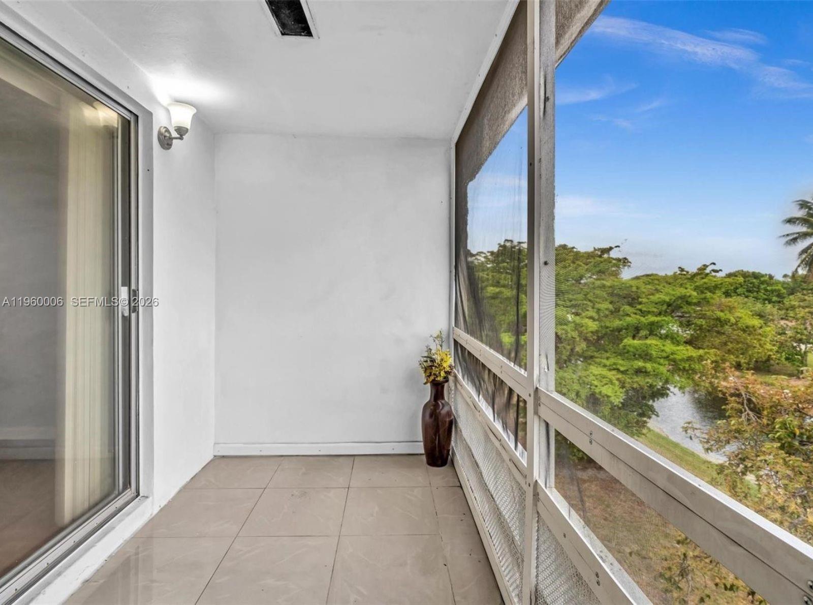 4731 NW 10th Ct #316 Plantation, FL 33313