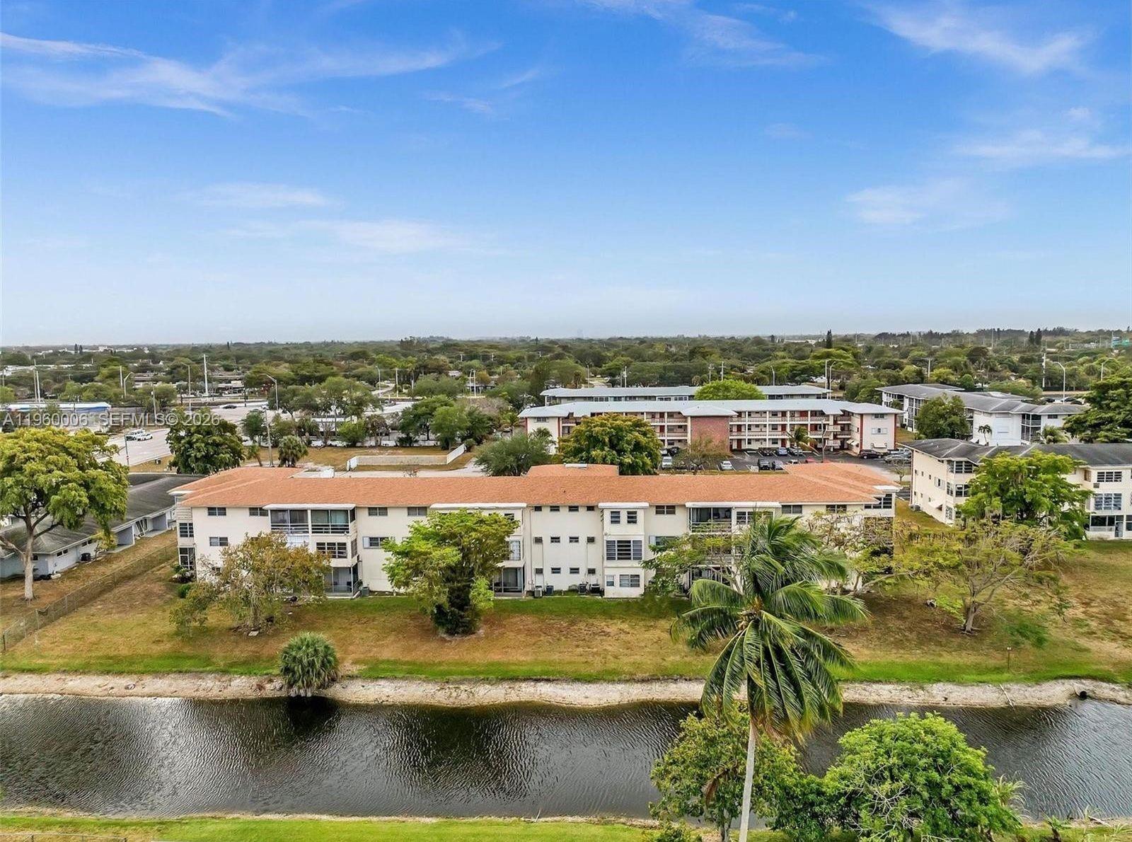 4731 NW 10th Ct #316 Plantation, FL 33313