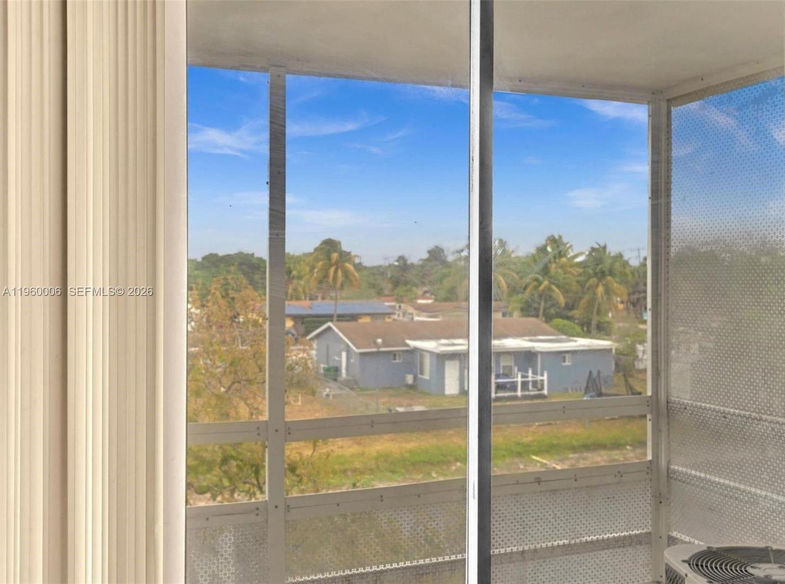 4731 NW 10th Ct #316 Plantation, FL 33313