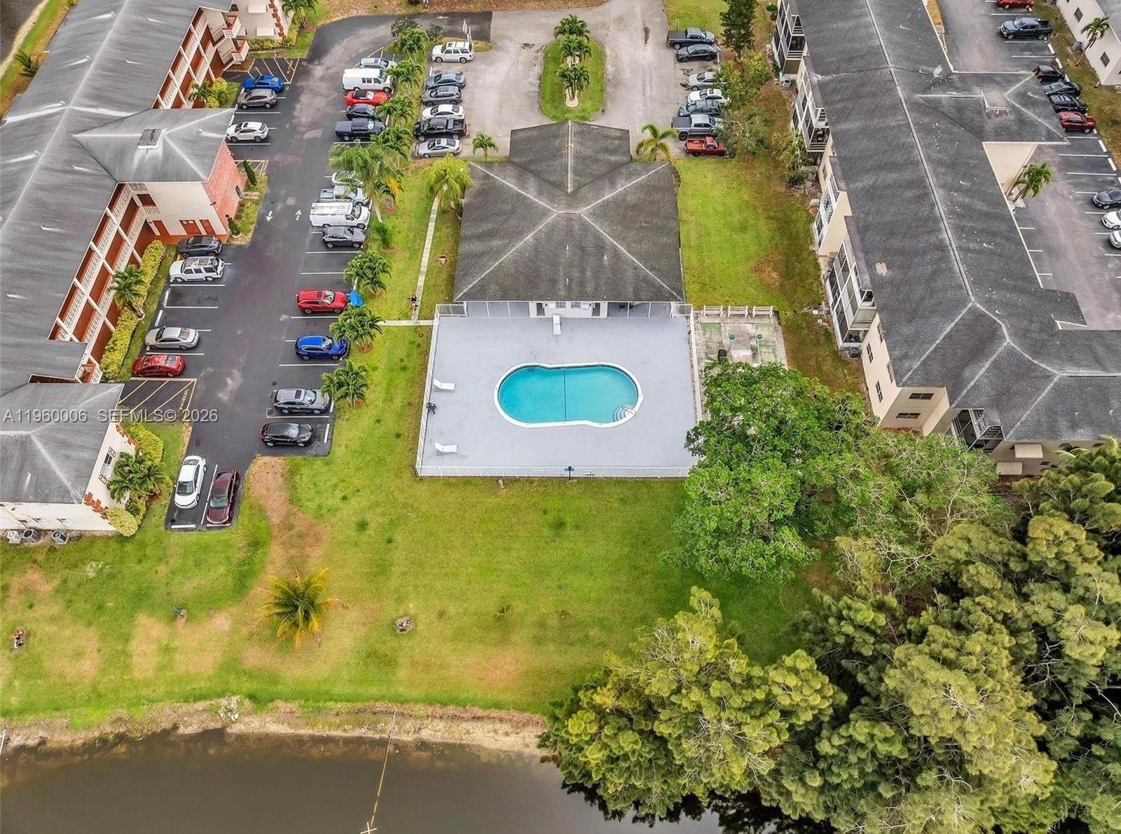 4731 NW 10th Ct #316 Plantation, FL 33313