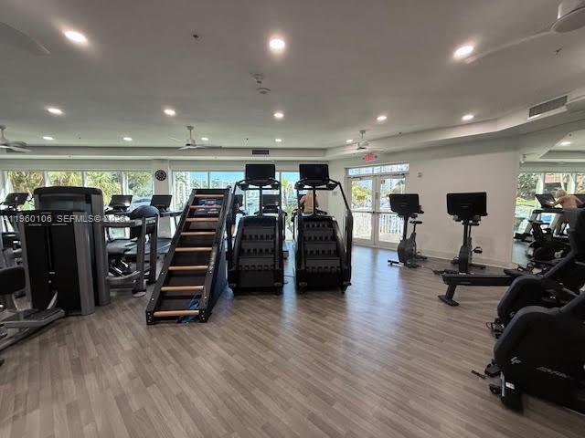 3330 NE 190th St #1815 Aventura, FL 33180