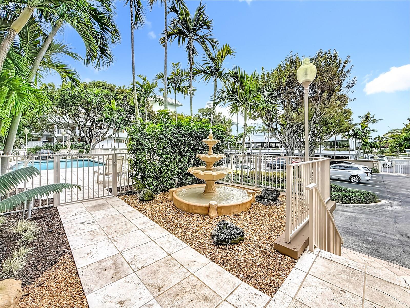 1710 S Ocean Ln #404 Fort Lauderdale, FL 33316