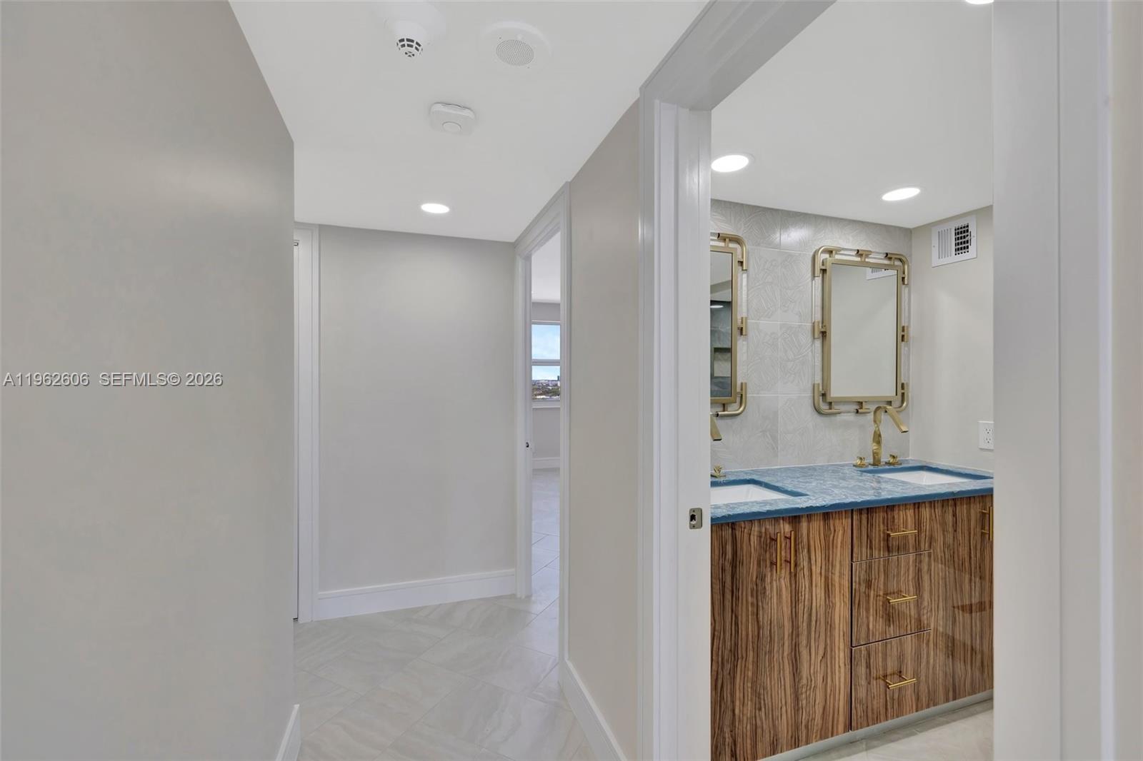 4100 Galt Ocean Dr #1001 Fort Lauderdale, FL 33308