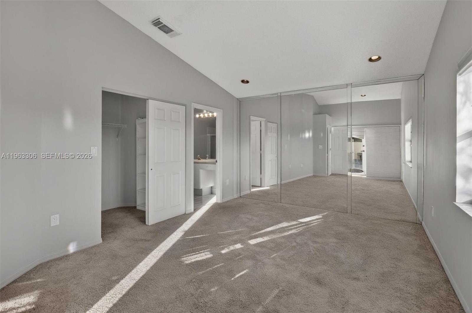 1150 Queen Palm Ct Hollywood, FL 33019