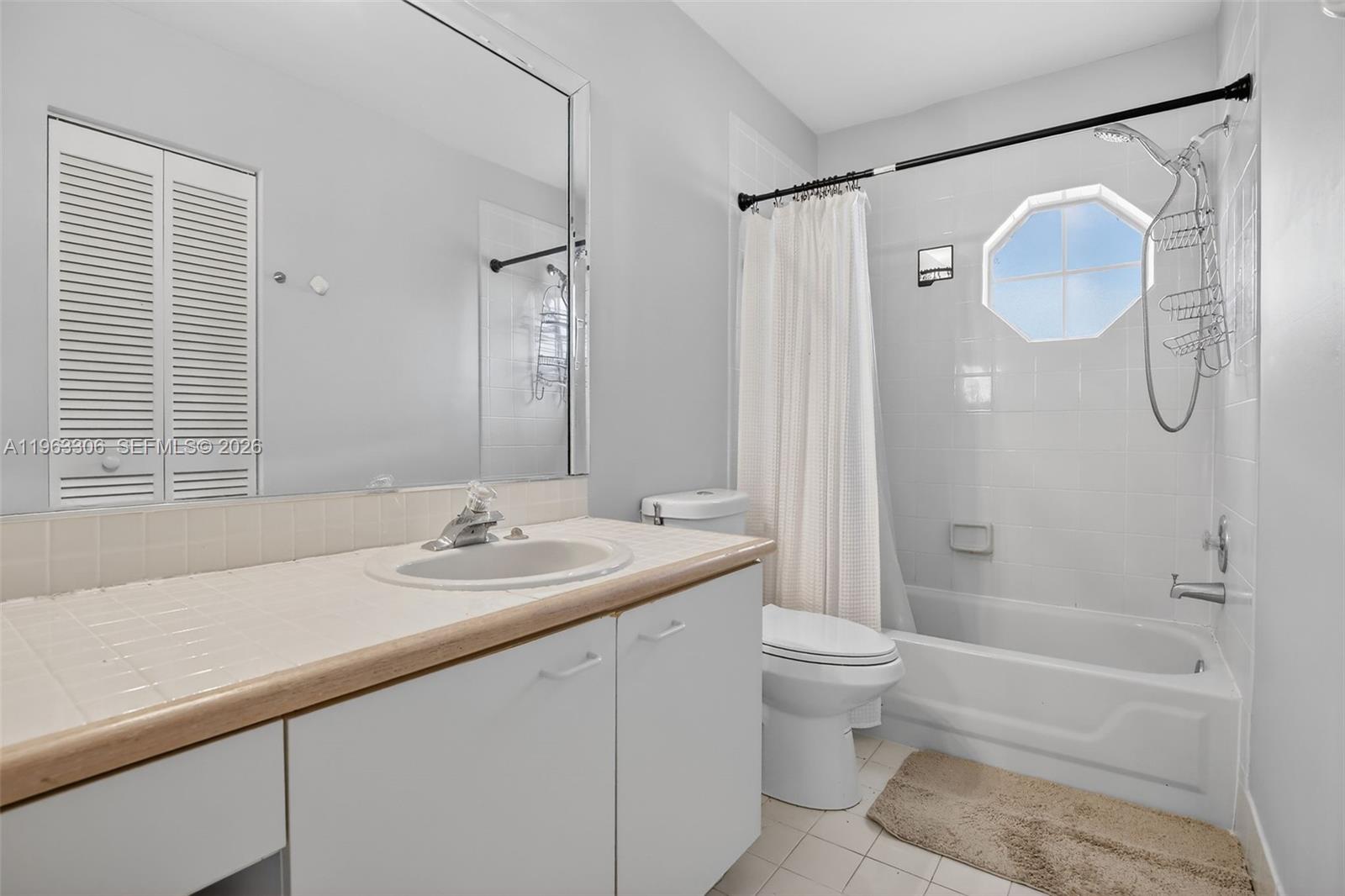 1150 Queen Palm Ct Hollywood, FL 33019