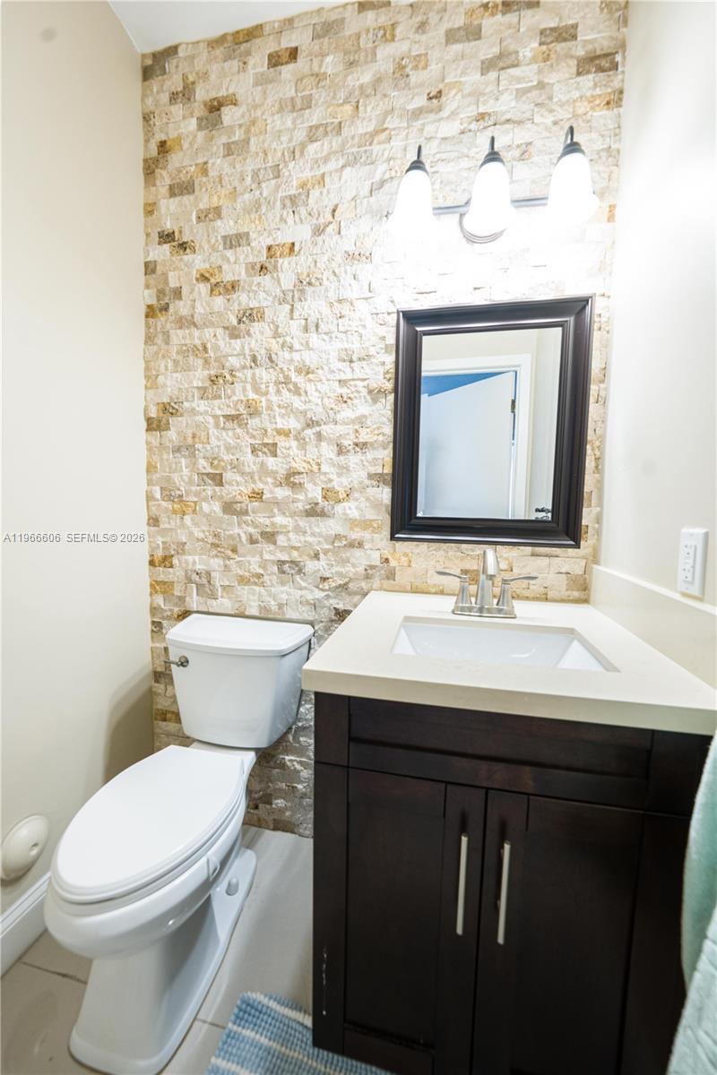 341 NW 153rd Ln Pembroke Pines, FL 33028