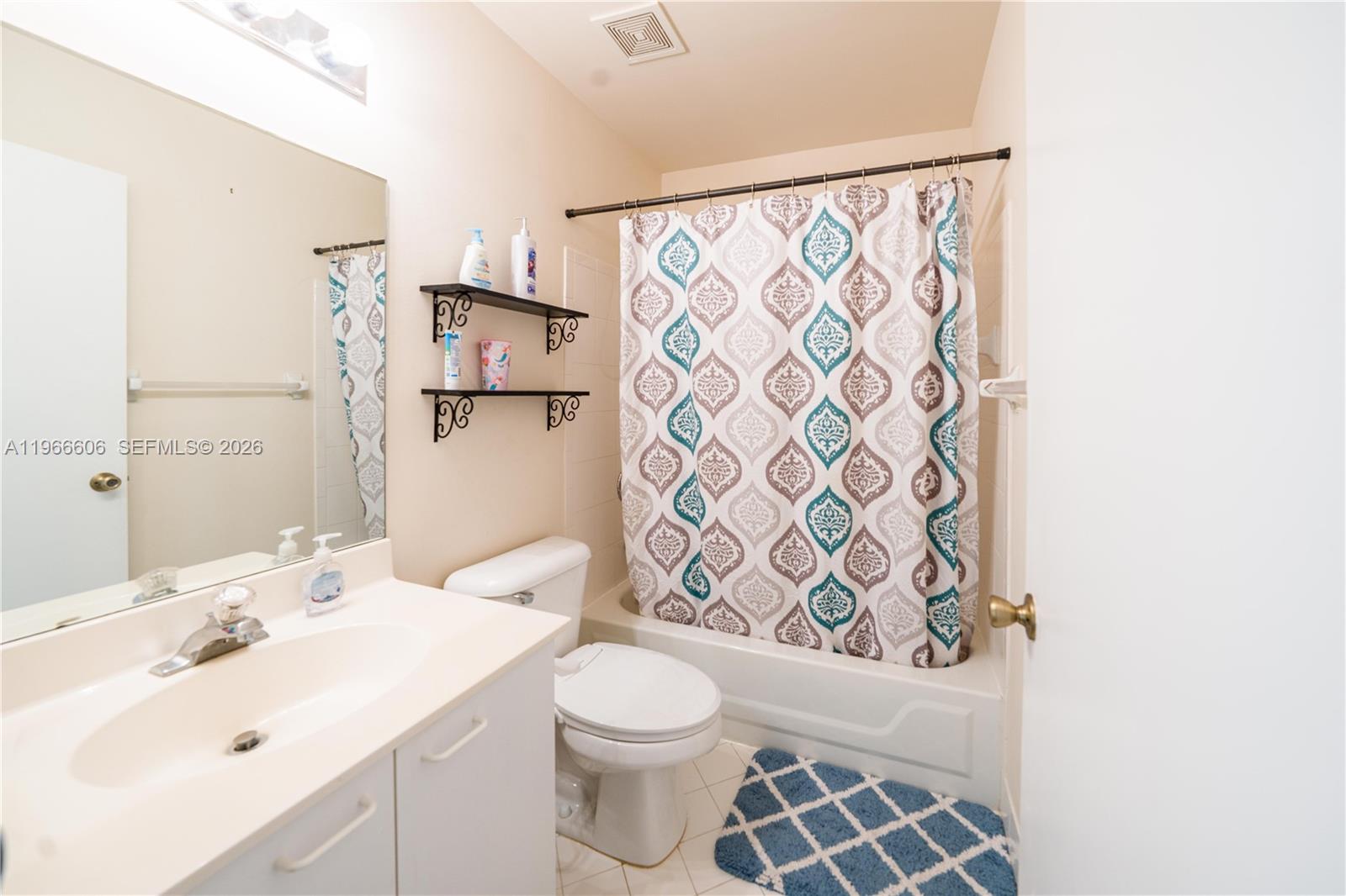 341 NW 153rd Ln Pembroke Pines, FL 33028