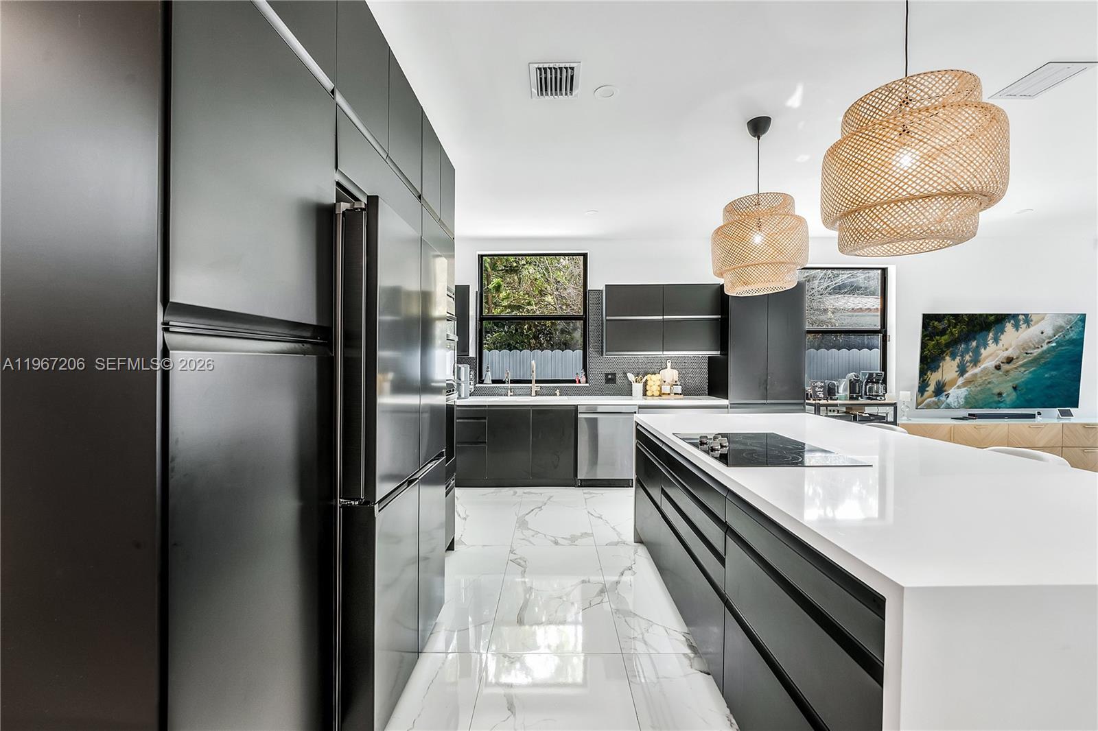 2320 SW 14th St Miami, FL 33145