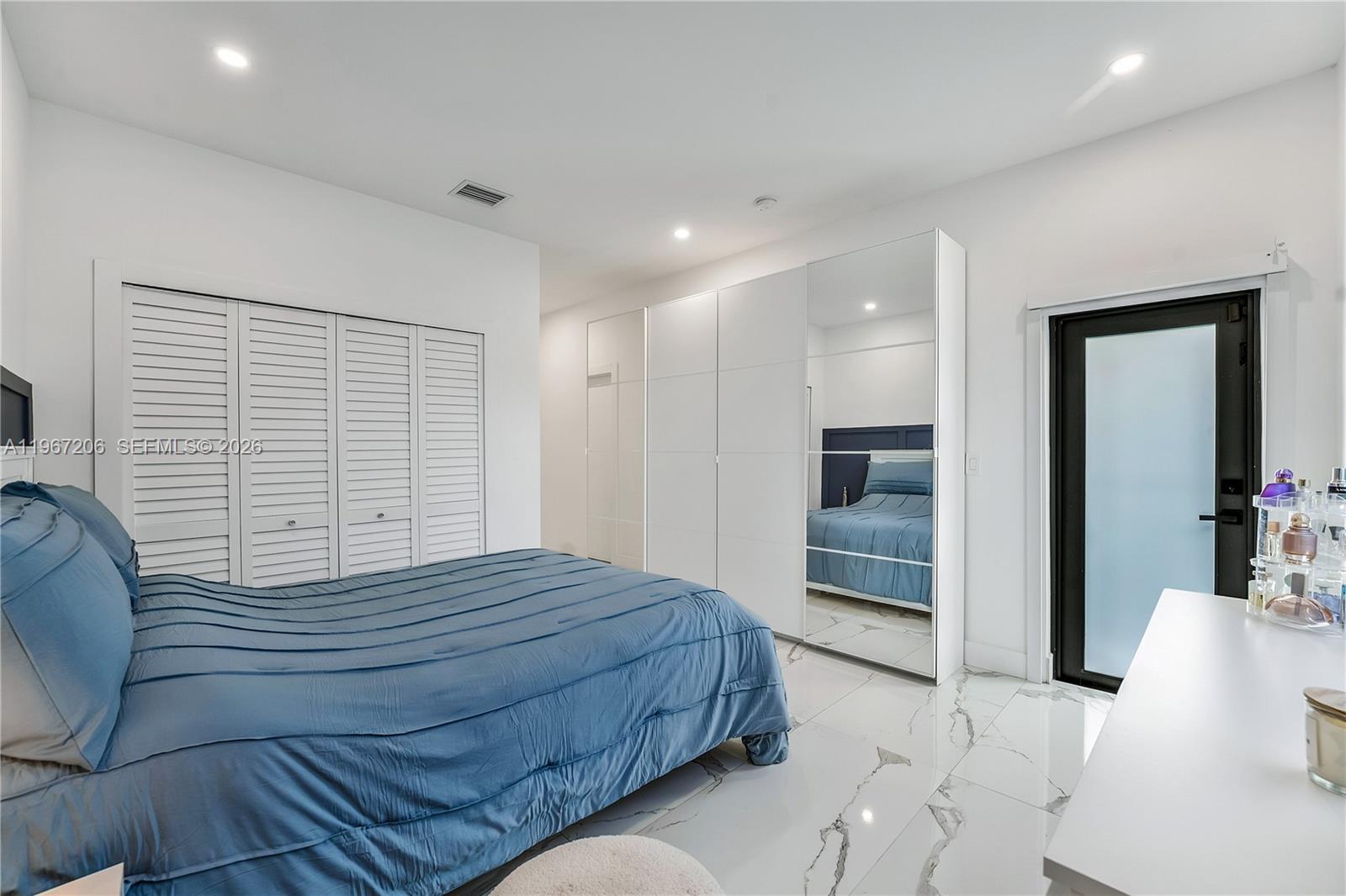 2320 SW 14th St Miami, FL 33145