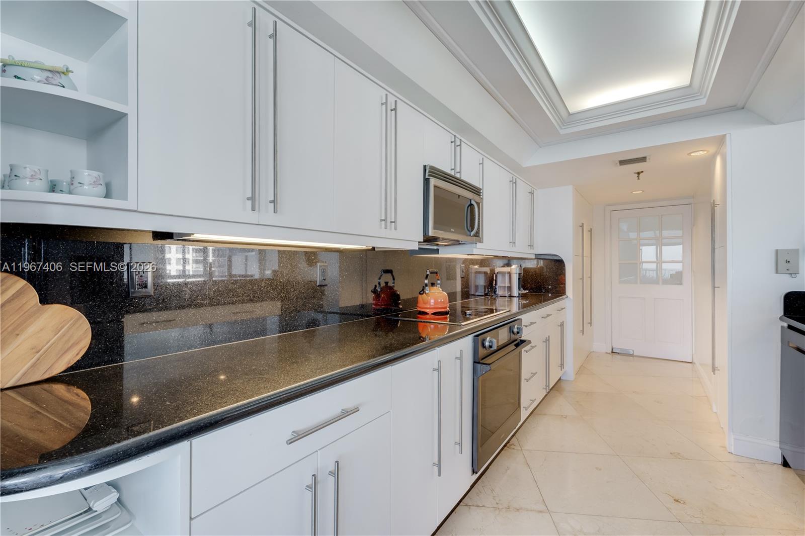 520 Brickell Key Dr #A1506 Miami, FL 33131