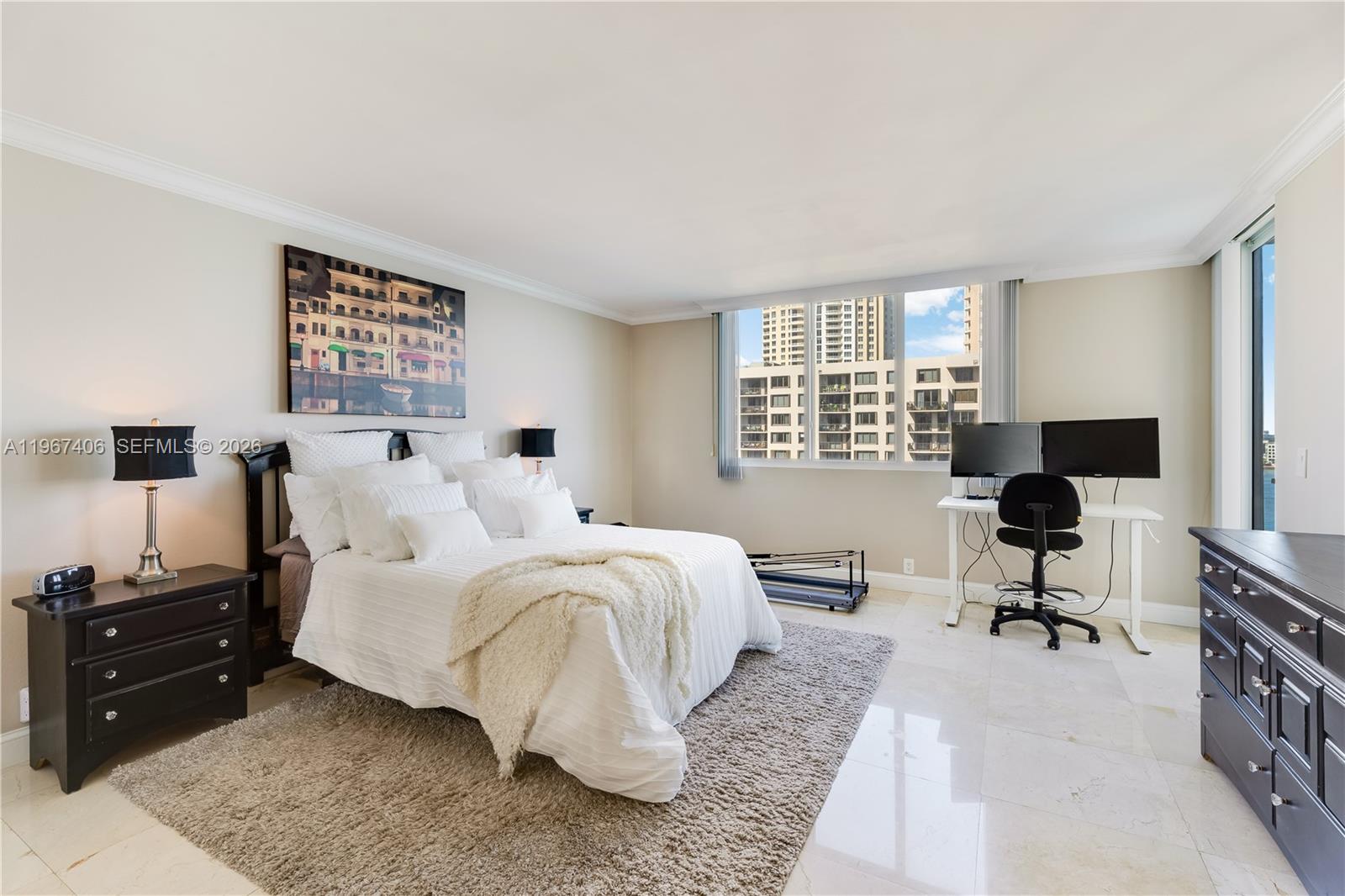 520 Brickell Key Dr #A1506 Miami, FL 33131