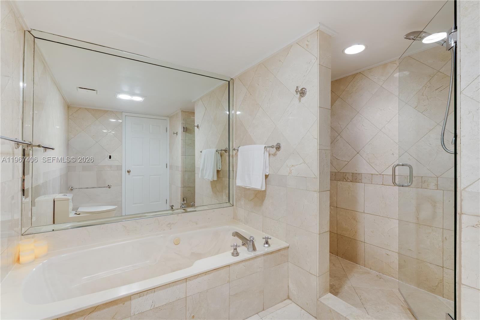 520 Brickell Key Dr #A1506 Miami, FL 33131