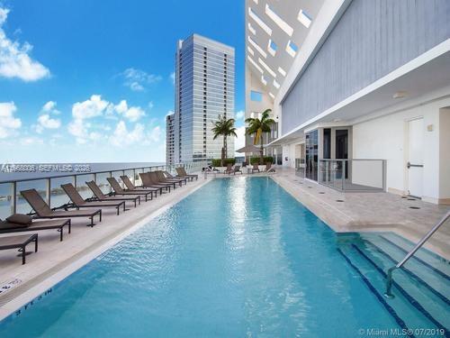 1300 Brickell Bay Dr #2412 Miami, FL 33131