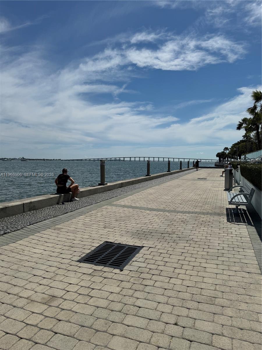 image Brickell House31