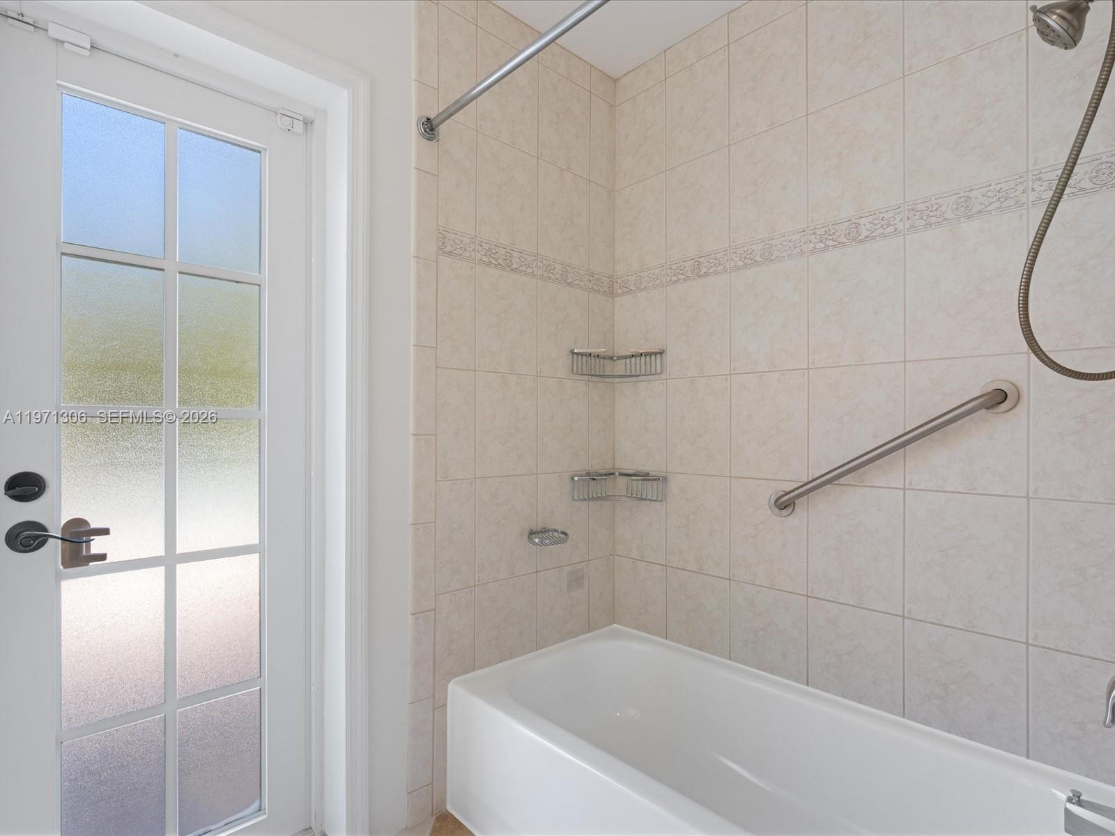 2833 NE 22nd St Fort Lauderdale, FL 33305