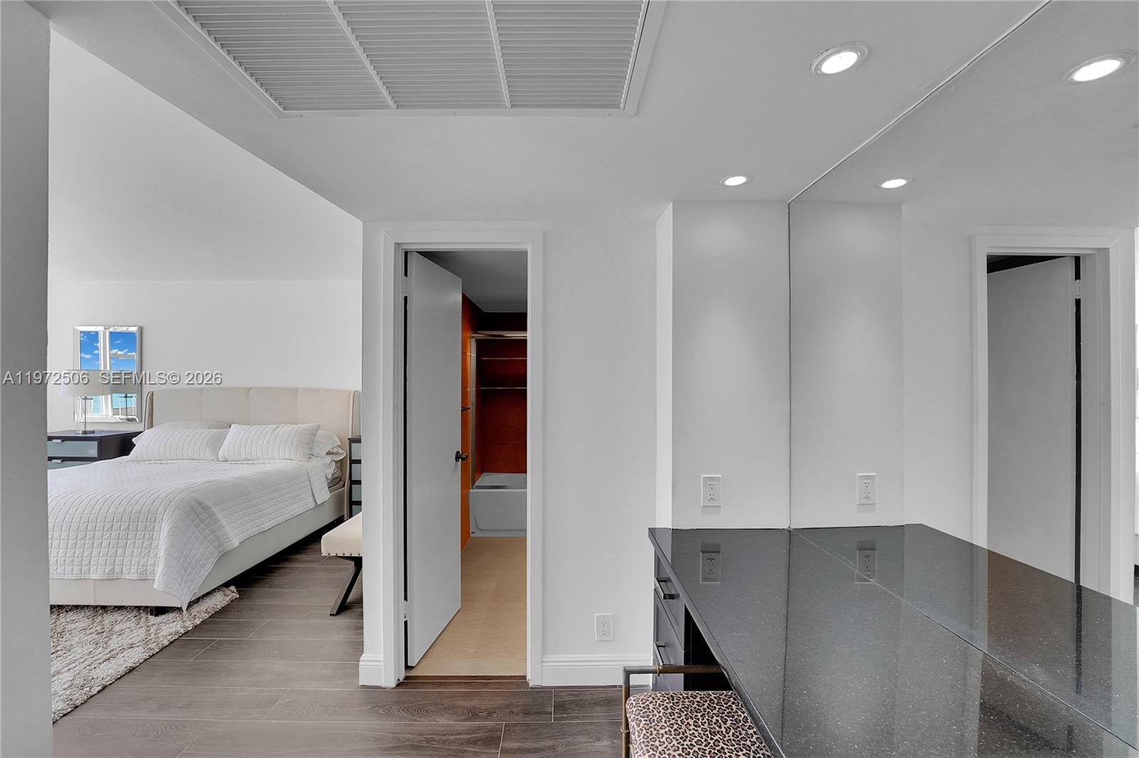 3140 S Ocean Dr #604 Hallandale Beach, FL 33009