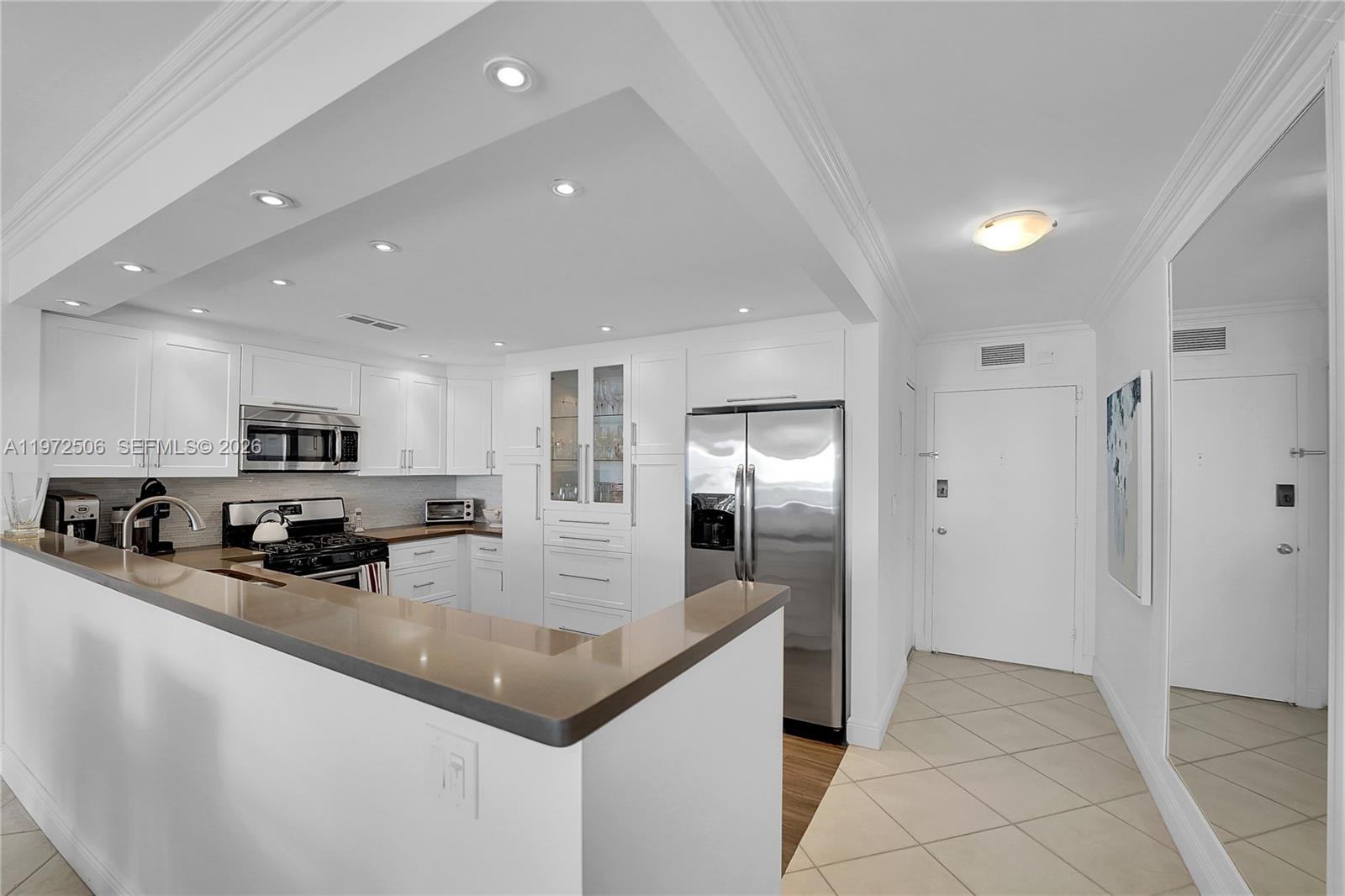 3140 S Ocean Dr #604 Hallandale Beach, FL 33009