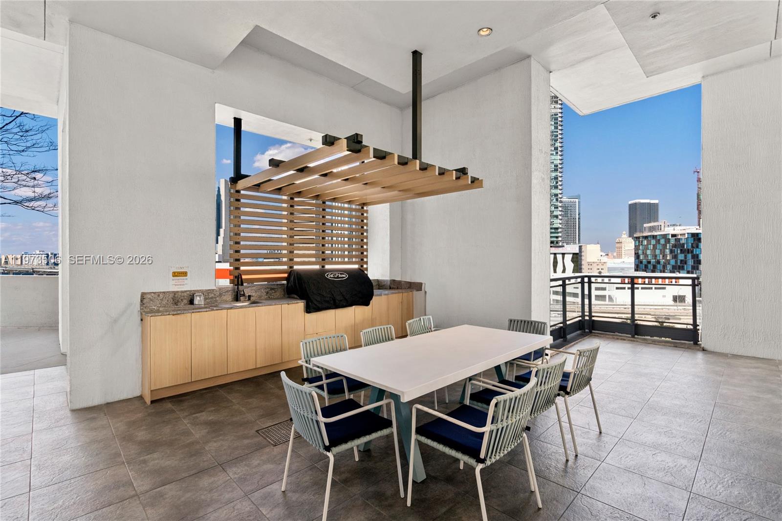 90 SW 3rd St #1205 Miami, FL 33130