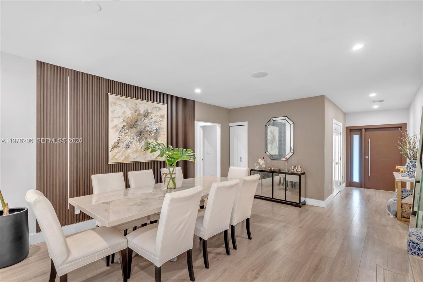 6235 Alton Rd Miami Beach, FL 33140