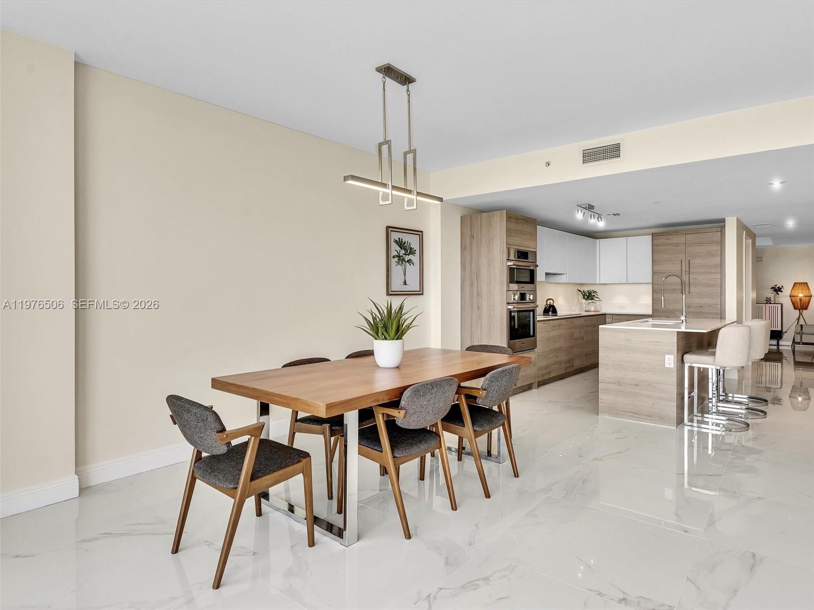 10201 E Bay Hbr Dr #401 Bay Harbor Islands, FL 33154