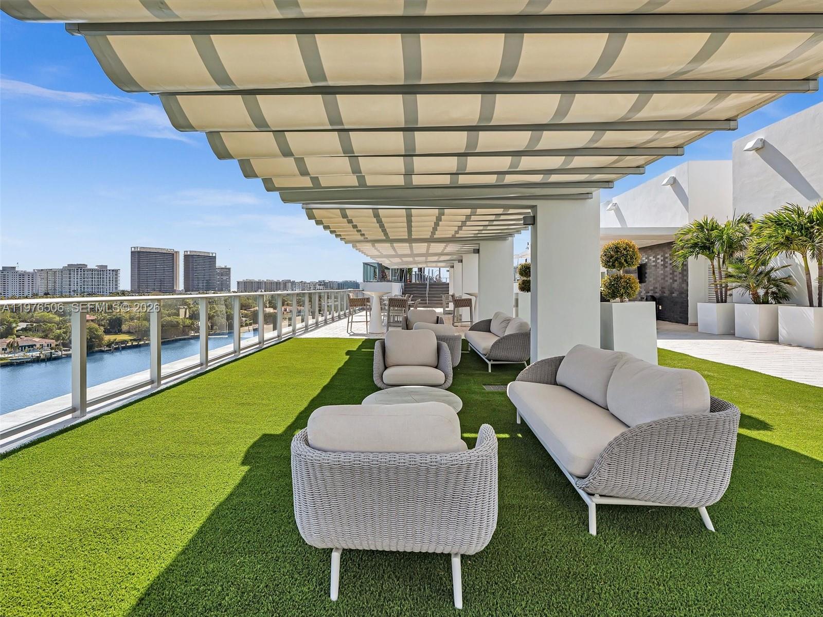 10201 E Bay Hbr Dr #401 Bay Harbor Islands, FL 33154