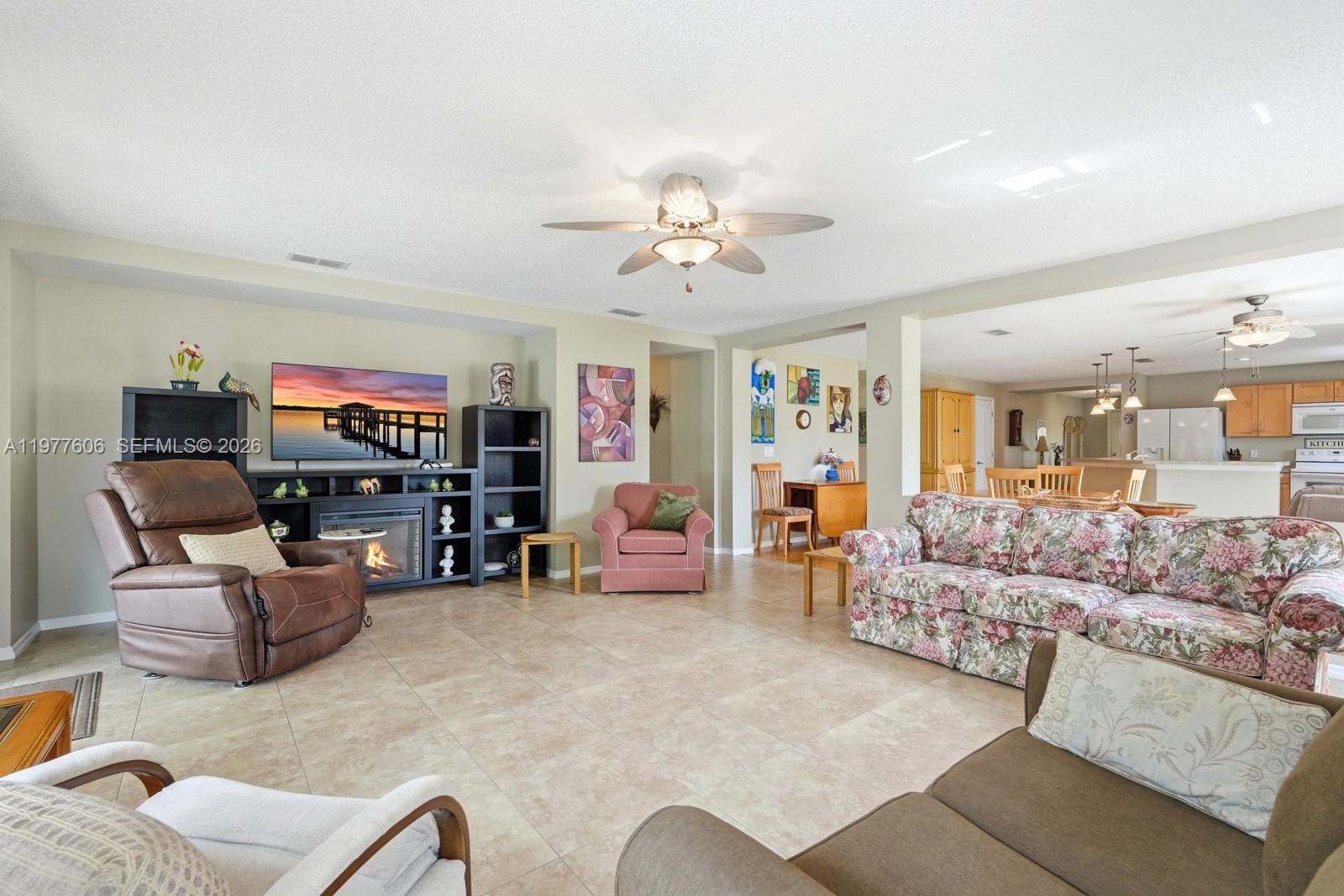 608 Aeolian Dr New Smyrna Beach, FL 32168