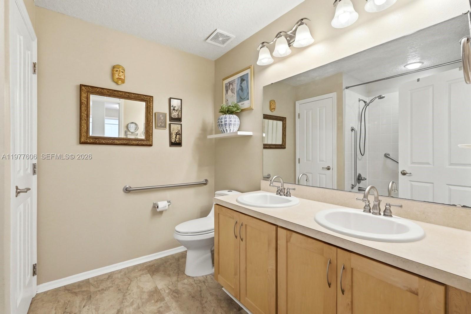 608 Aeolian Dr New Smyrna Beach, FL 32168