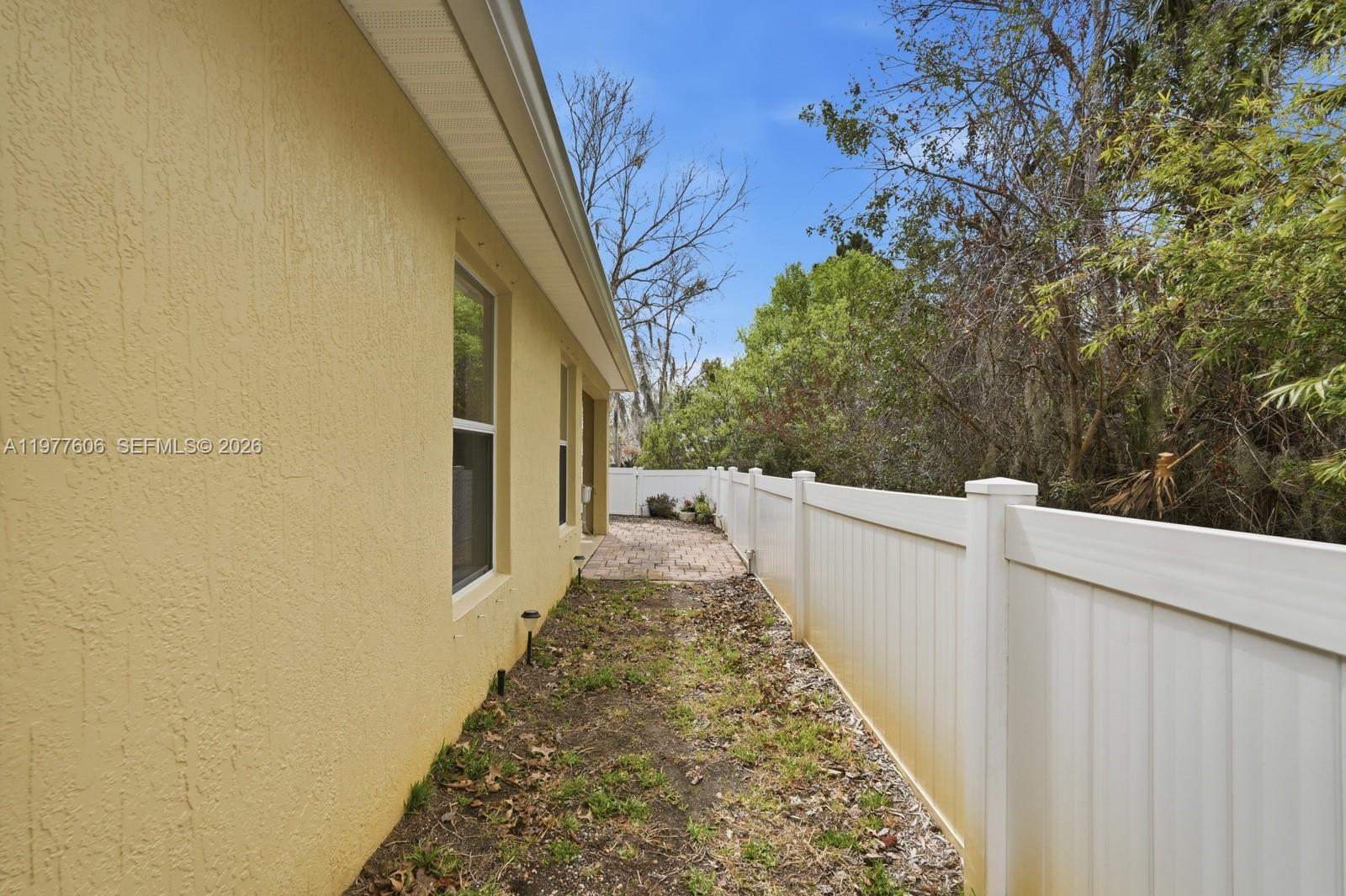 608 Aeolian Dr New Smyrna Beach, FL 32168