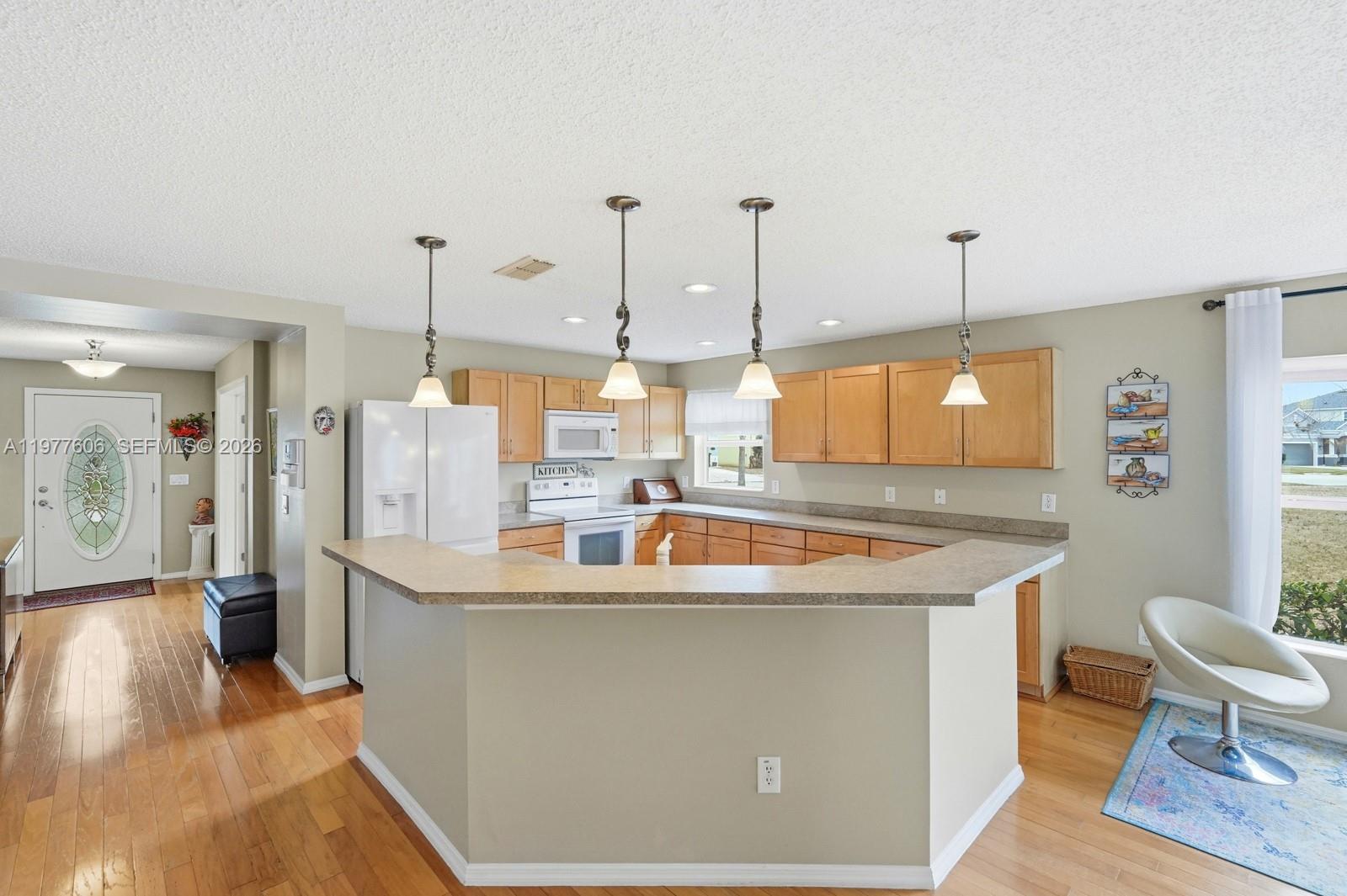 608 Aeolian Dr New Smyrna Beach, FL 32168